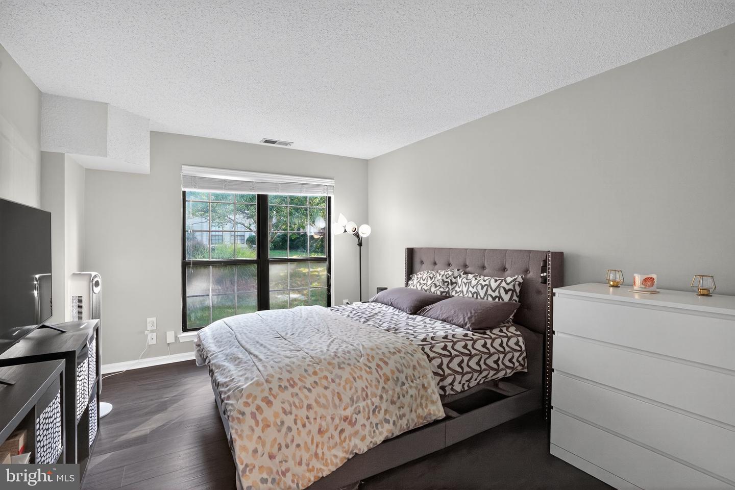 6921 MARY CAROLINE CIR #D, ALEXANDRIA, Virginia 22310, 1 Bedroom Bedrooms, ,1 BathroomBathrooms,Residential,For sale,6921 MARY CAROLINE CIR #D,VAFX2261476 MLS # VAFX2261476