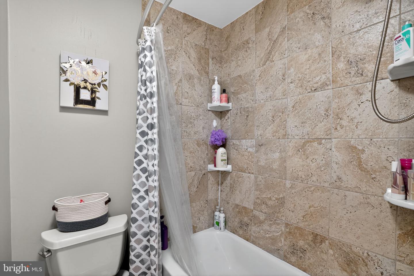 6921 MARY CAROLINE CIR #D, ALEXANDRIA, Virginia 22310, 1 Bedroom Bedrooms, ,1 BathroomBathrooms,Residential,For sale,6921 MARY CAROLINE CIR #D,VAFX2261476 MLS # VAFX2261476