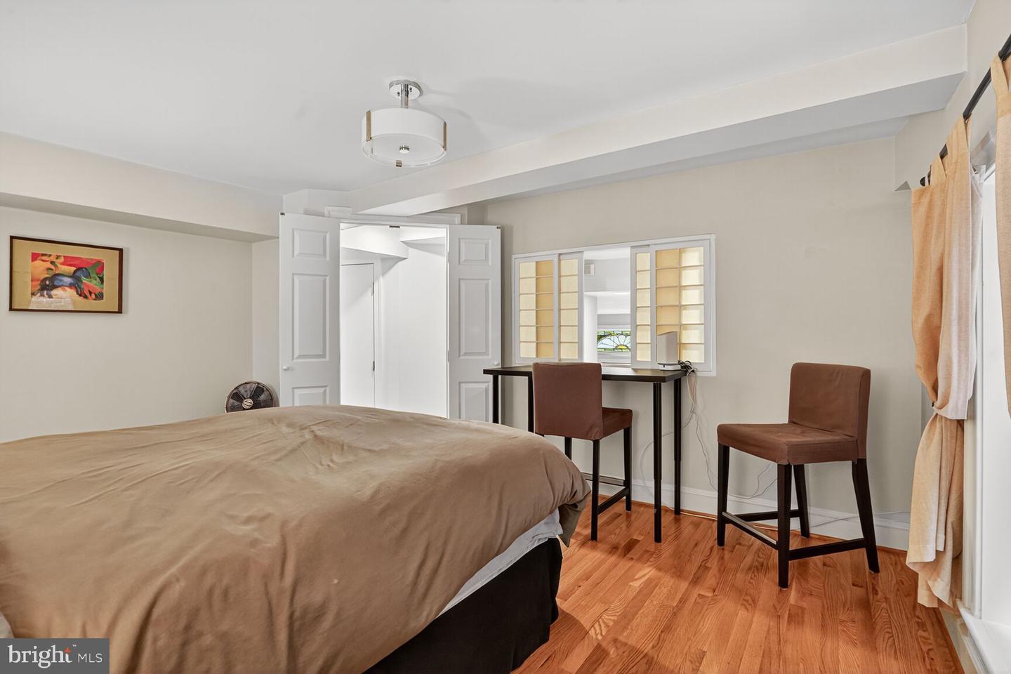 905 SOUTH CAROLINA AVE SE #6, WASHINGTON, District Of Columbia 20003, 2 Bedrooms Bedrooms, ,2 BathroomsBathrooms,Residential,For sale,905 SOUTH CAROLINA AVE SE #6,DCDC2215478 MLS # DCDC2215478