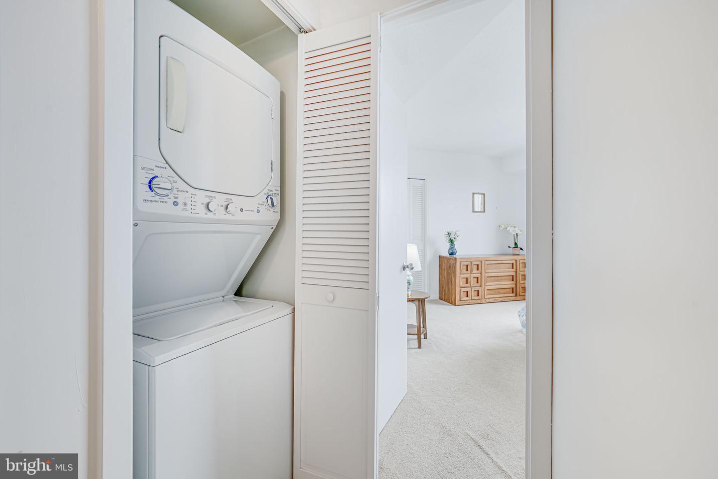 5505 SEMINARY RD #1914N, FALLS CHURCH, Virginia 22041, 2 Bedrooms Bedrooms, ,1 BathroomBathrooms,Residential,For sale,5505 SEMINARY RD #1914N,VAFX2261692 MLS # VAFX2261692