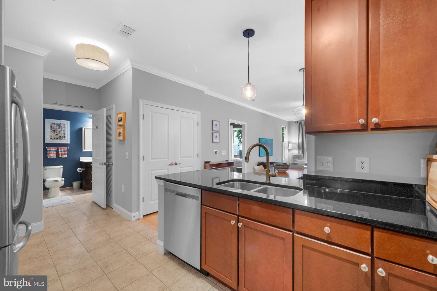 1391 PENNSYLVANIA AVE SE #264, WASHINGTON, District Of Columbia 20003, 1 Bedroom Bedrooms, ,1 BathroomBathrooms,Residential,For sale,1391 PENNSYLVANIA AVE SE #264,DCDC2215990 MLS # DCDC2215990