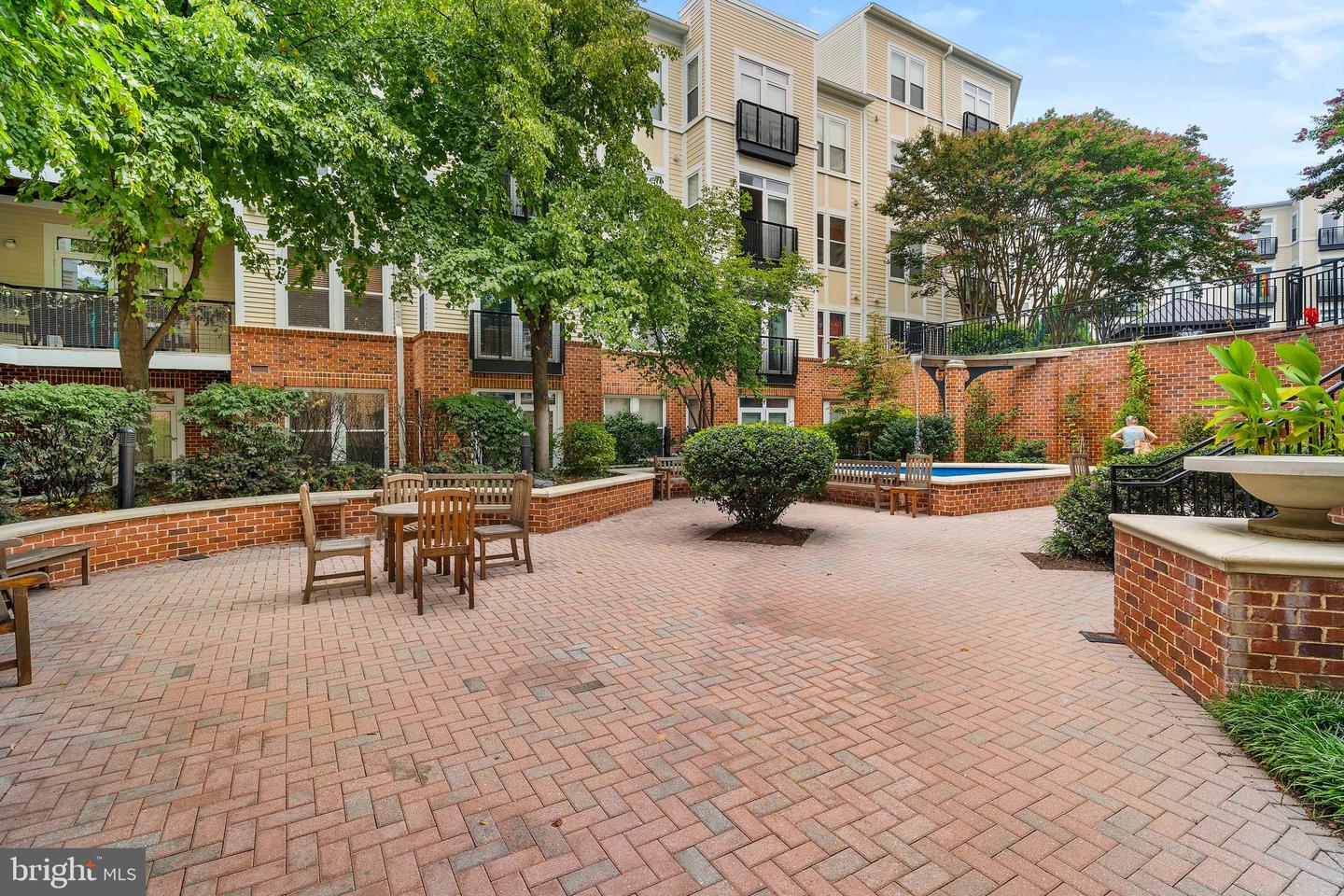 1391 PENNSYLVANIA AVE SE #264, WASHINGTON, District Of Columbia 20003, 1 Bedroom Bedrooms, ,1 BathroomBathrooms,Residential,For sale,1391 PENNSYLVANIA AVE SE #264,DCDC2215990 MLS # DCDC2215990