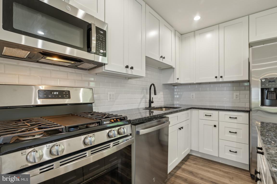 15108 CALEXICO LN, WOODBRIDGE, Virginia 22193, 4 Bedrooms Bedrooms, ,2 BathroomsBathrooms,Residential,For sale,15108 CALEXICO LN,VAPW2102036 MLS # VAPW2102036