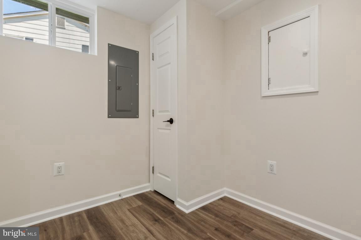 15108 CALEXICO LN, WOODBRIDGE, Virginia 22193, 4 Bedrooms Bedrooms, ,2 BathroomsBathrooms,Residential,For sale,15108 CALEXICO LN,VAPW2102036 MLS # VAPW2102036