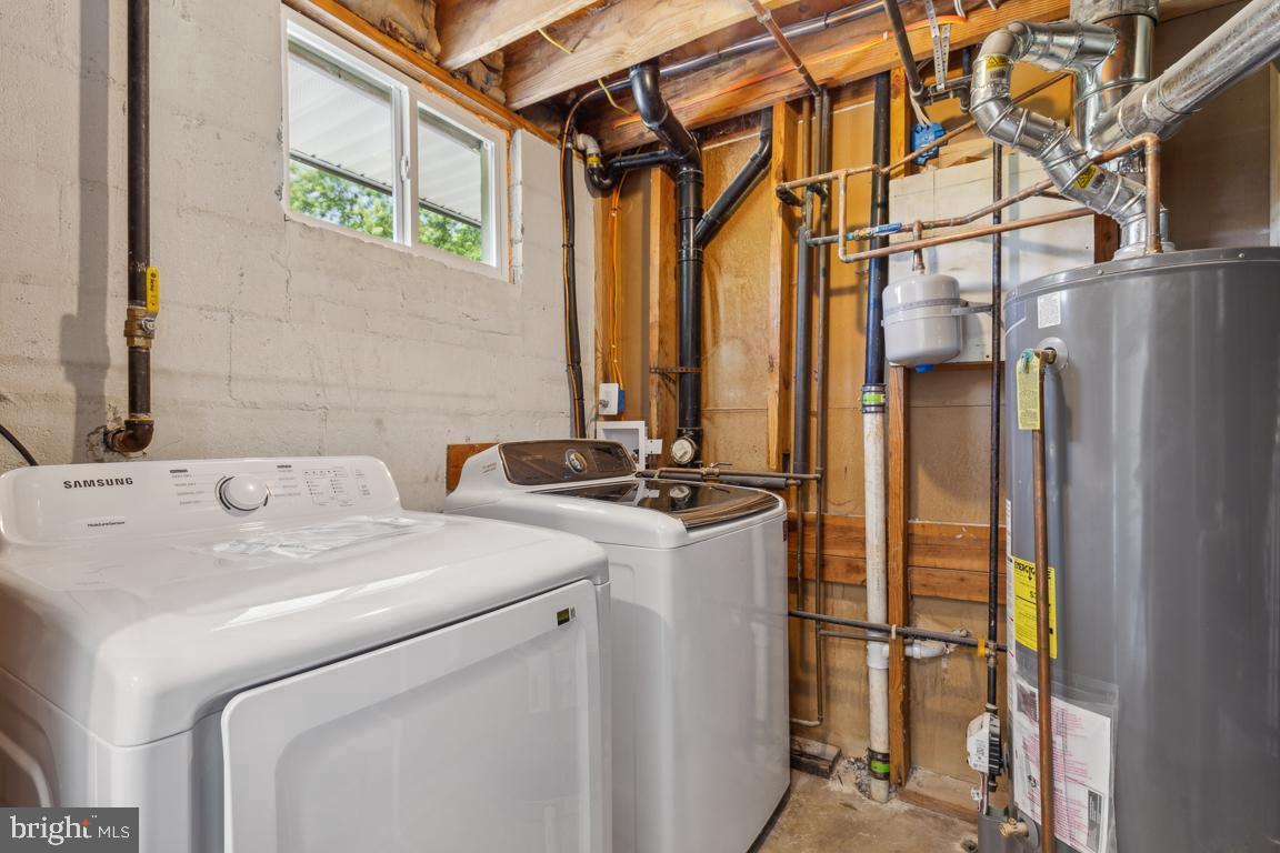 15108 CALEXICO LN, WOODBRIDGE, Virginia 22193, 4 Bedrooms Bedrooms, ,2 BathroomsBathrooms,Residential,For sale,15108 CALEXICO LN,VAPW2102036 MLS # VAPW2102036