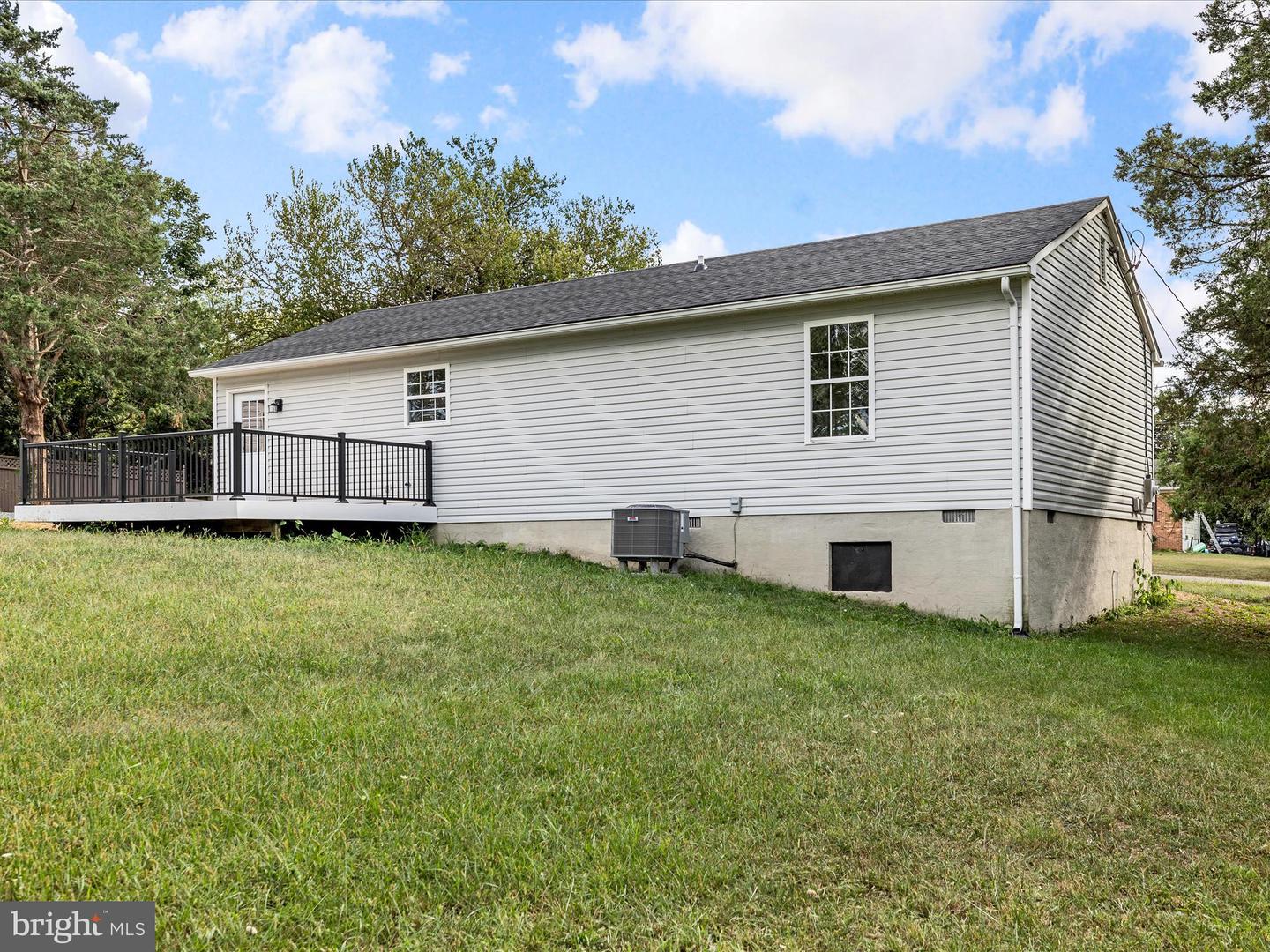 2432 LAUREL LN, MIDDLETOWN, Virginia 22645, 3 Bedrooms Bedrooms, 5 Rooms Rooms,2 BathroomsBathrooms,Residential,For sale,2432 LAUREL LN,VAFV2036210 MLS # VAFV2036210