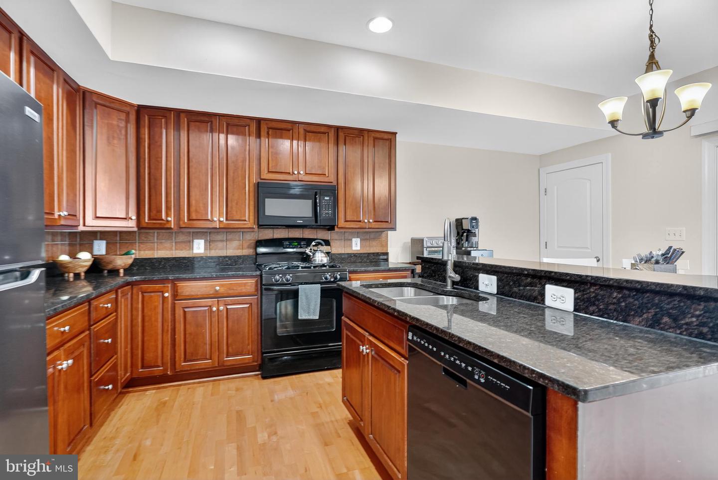 2242 MARGRAF CIR, WOODBRIDGE, Virginia 22191, 3 Bedrooms Bedrooms, ,2 BathroomsBathrooms,Residential,For sale,2242 MARGRAF CIR,VAPW2101730 MLS # VAPW2101730
