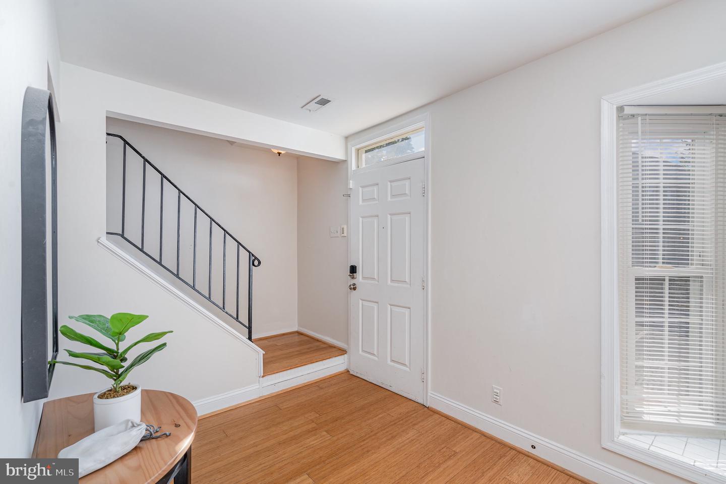 205 POWHATAN CT #100, STAFFORD, Virginia 22556, 3 Bedrooms Bedrooms, ,2 BathroomsBathrooms,Residential,For sale,205 POWHATAN CT #100,VAST2041908 MLS # VAST2041908