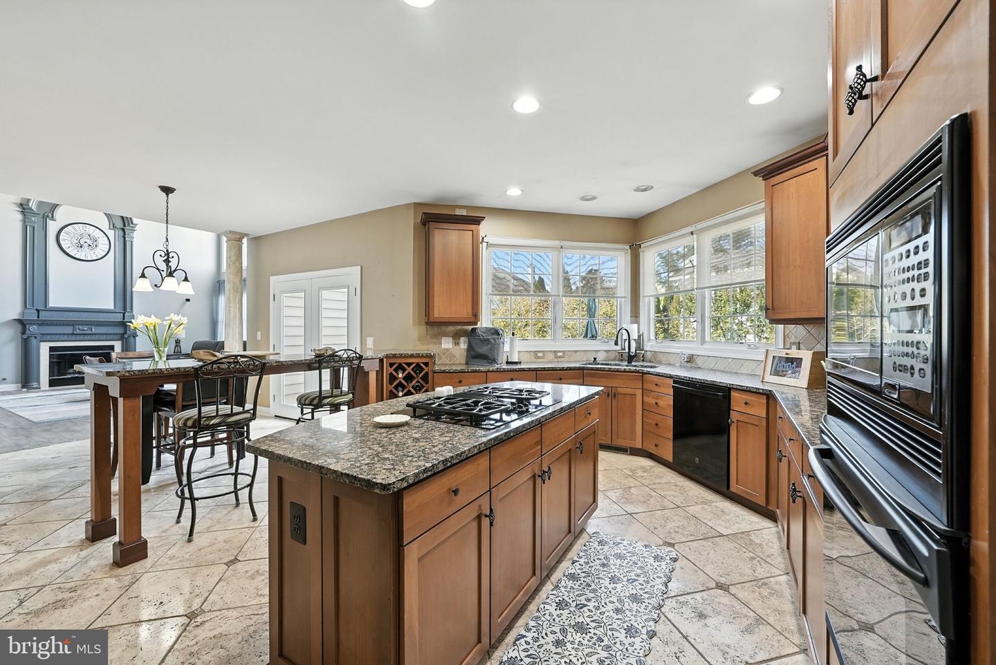 5593 TUCSON CT, HAYMARKET, Virginia 20169, 5 Bedrooms Bedrooms, ,4 BathroomsBathrooms,Residential,For sale,5593 TUCSON CT,VAPW2101734 MLS # VAPW2101734