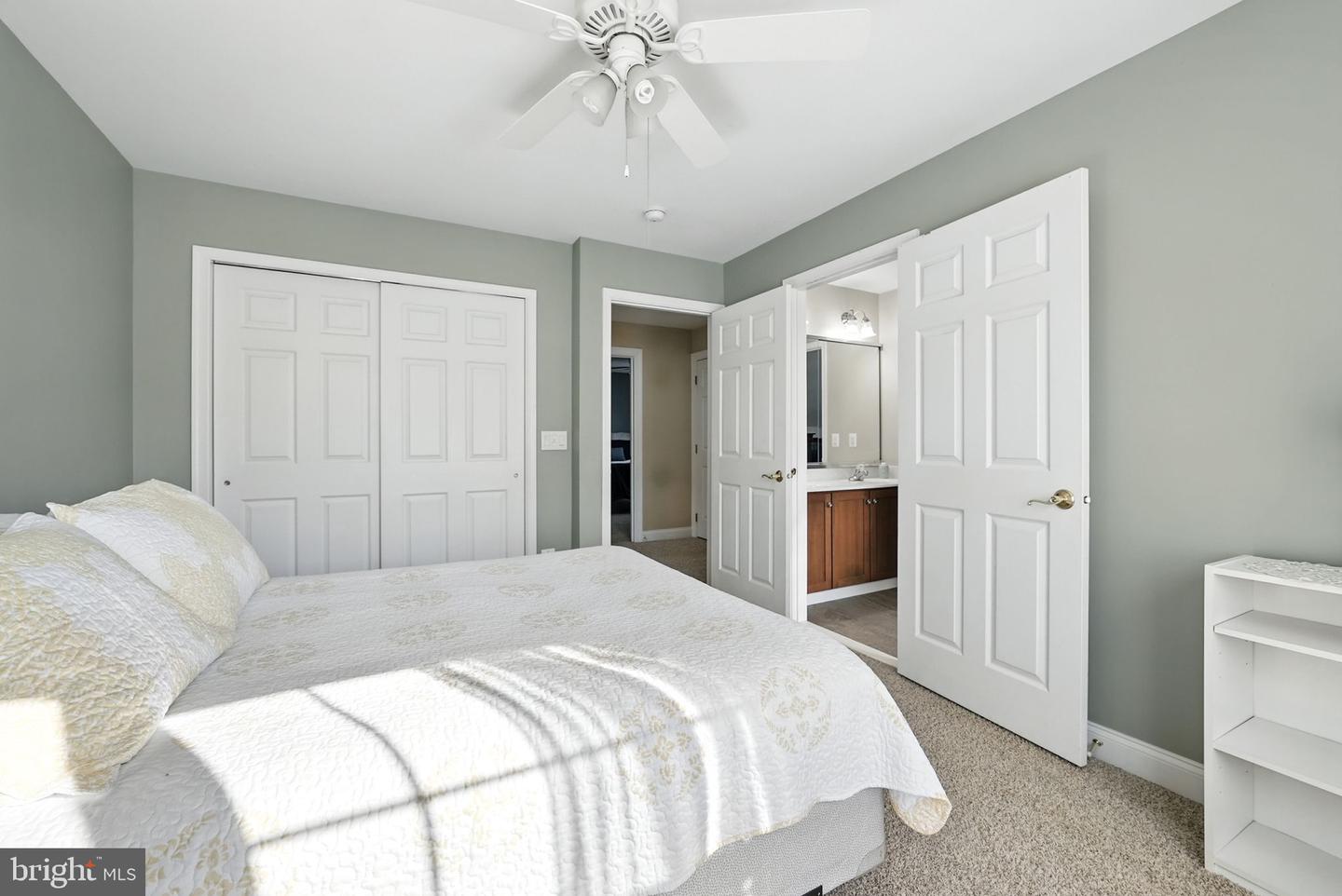 5593 TUCSON CT, HAYMARKET, Virginia 20169, 5 Bedrooms Bedrooms, ,4 BathroomsBathrooms,Residential,For sale,5593 TUCSON CT,VAPW2101734 MLS # VAPW2101734