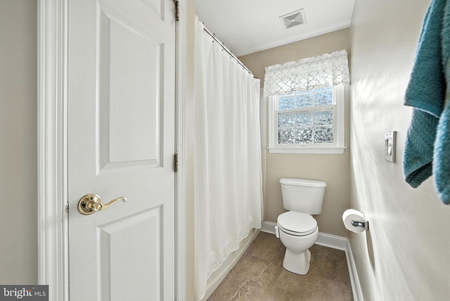 5593 TUCSON CT, HAYMARKET, Virginia 20169, 5 Bedrooms Bedrooms, ,4 BathroomsBathrooms,Residential,For sale,5593 TUCSON CT,VAPW2101734 MLS # VAPW2101734