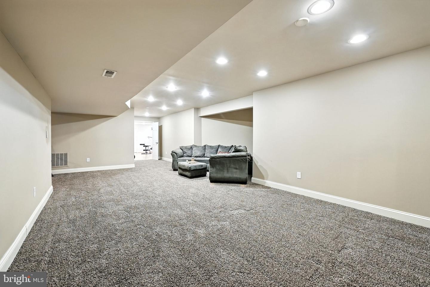 5593 TUCSON CT, HAYMARKET, Virginia 20169, 5 Bedrooms Bedrooms, ,4 BathroomsBathrooms,Residential,For sale,5593 TUCSON CT,VAPW2101734 MLS # VAPW2101734