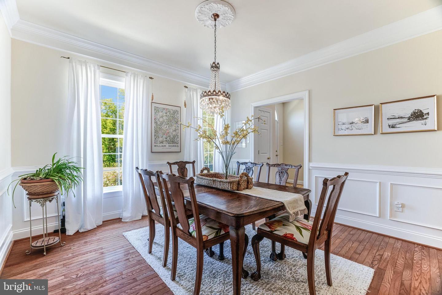 11268 ALLIUM LN, LOVETTSVILLE, Virginia 20180, 4 Bedrooms Bedrooms, 11 Rooms Rooms,2 BathroomsBathrooms,Residential,For sale,11268 ALLIUM LN,VALO2104806 MLS # VALO2104806