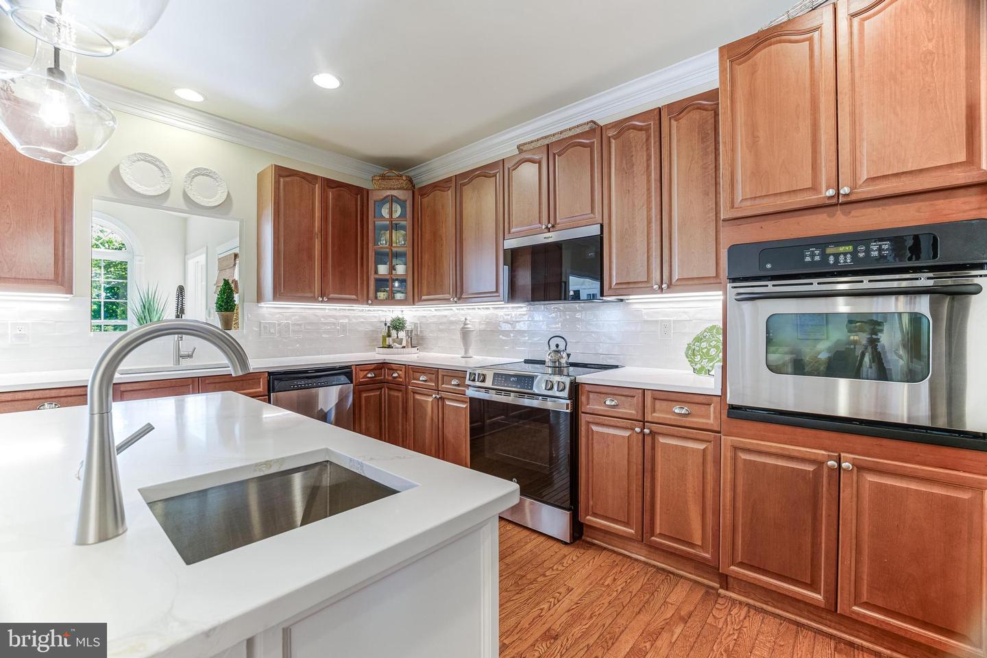 11268 ALLIUM LN, LOVETTSVILLE, Virginia 20180, 4 Bedrooms Bedrooms, 11 Rooms Rooms,2 BathroomsBathrooms,Residential,For sale,11268 ALLIUM LN,VALO2104806 MLS # VALO2104806