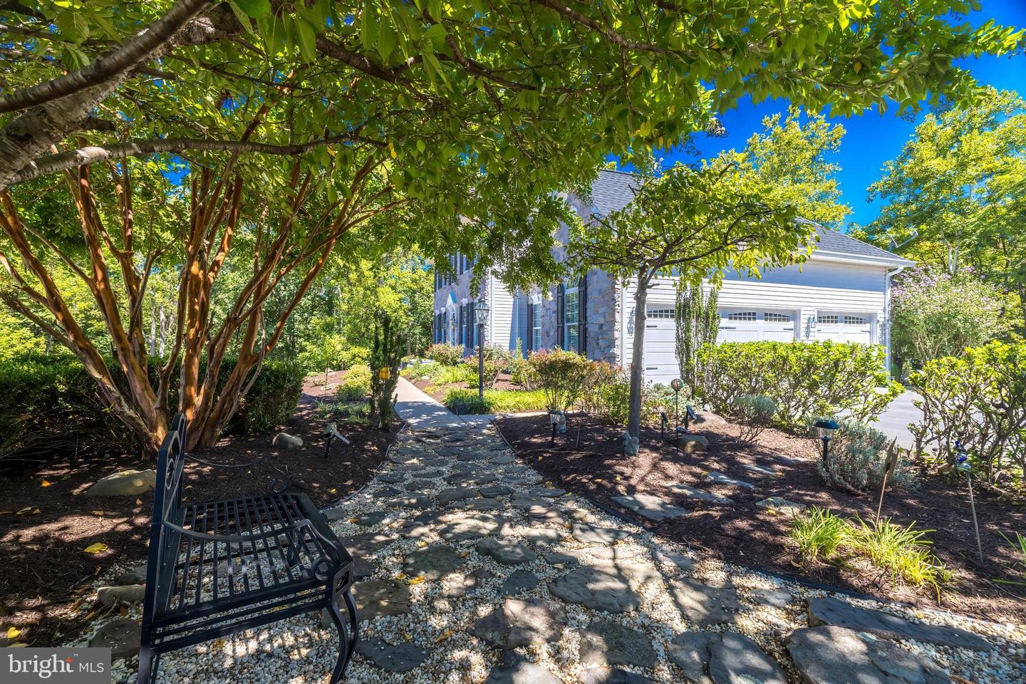 11268 ALLIUM LN, LOVETTSVILLE, Virginia 20180, 4 Bedrooms Bedrooms, 11 Rooms Rooms,2 BathroomsBathrooms,Residential,For sale,11268 ALLIUM LN,VALO2104806 MLS # VALO2104806