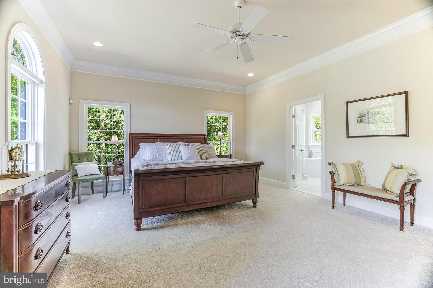 11268 ALLIUM LN, LOVETTSVILLE, Virginia 20180, 4 Bedrooms Bedrooms, 11 Rooms Rooms,2 BathroomsBathrooms,Residential,For sale,11268 ALLIUM LN,VALO2104806 MLS # VALO2104806
