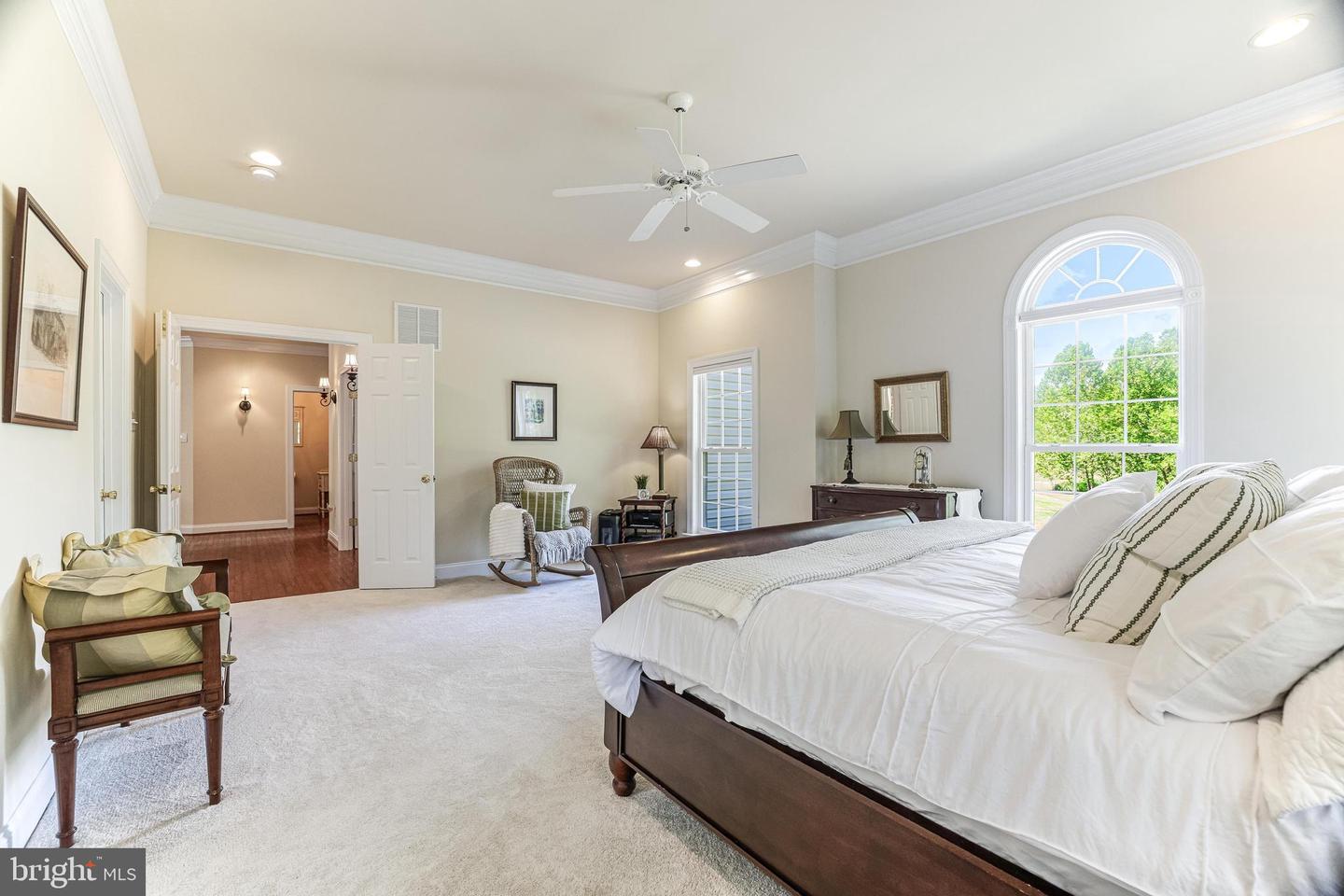 11268 ALLIUM LN, LOVETTSVILLE, Virginia 20180, 4 Bedrooms Bedrooms, 11 Rooms Rooms,2 BathroomsBathrooms,Residential,For sale,11268 ALLIUM LN,VALO2104806 MLS # VALO2104806