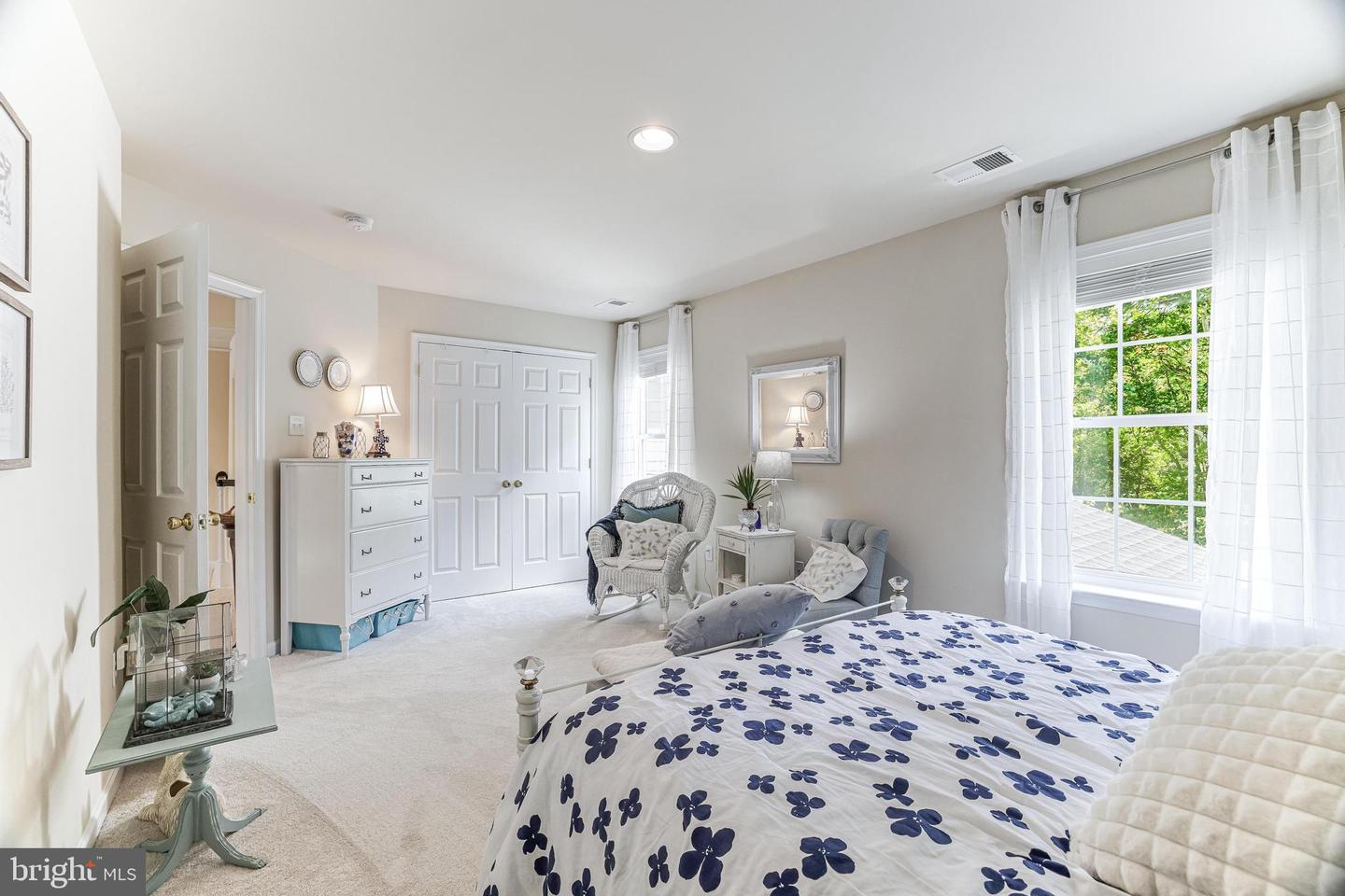 11268 ALLIUM LN, LOVETTSVILLE, Virginia 20180, 4 Bedrooms Bedrooms, 11 Rooms Rooms,2 BathroomsBathrooms,Residential,For sale,11268 ALLIUM LN,VALO2104806 MLS # VALO2104806