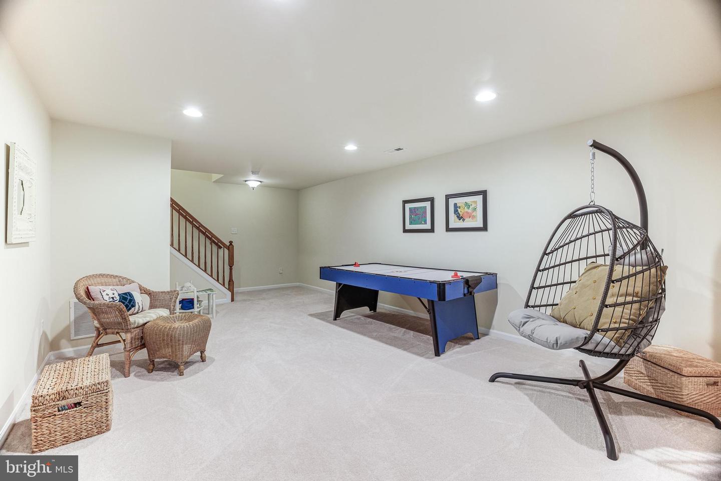 11268 ALLIUM LN, LOVETTSVILLE, Virginia 20180, 4 Bedrooms Bedrooms, 11 Rooms Rooms,2 BathroomsBathrooms,Residential,For sale,11268 ALLIUM LN,VALO2104806 MLS # VALO2104806