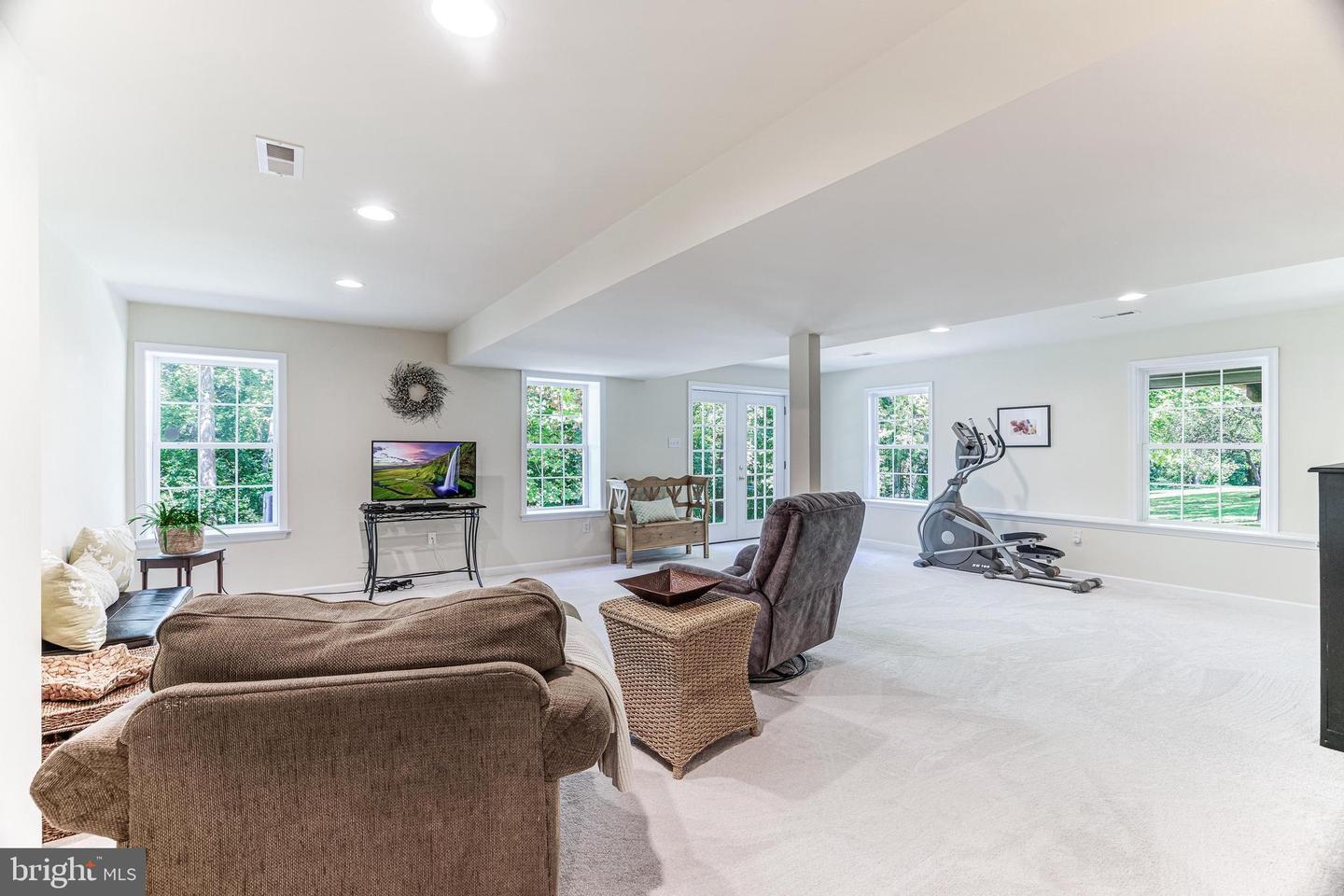 11268 ALLIUM LN, LOVETTSVILLE, Virginia 20180, 4 Bedrooms Bedrooms, 11 Rooms Rooms,2 BathroomsBathrooms,Residential,For sale,11268 ALLIUM LN,VALO2104806 MLS # VALO2104806