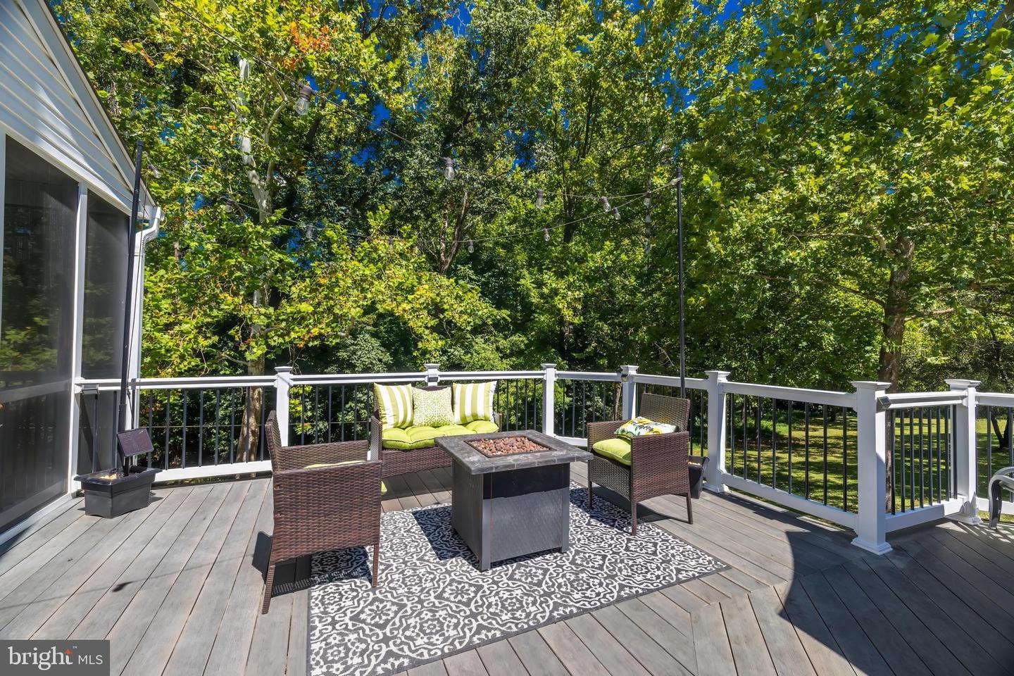 11268 ALLIUM LN, LOVETTSVILLE, Virginia 20180, 4 Bedrooms Bedrooms, 11 Rooms Rooms,2 BathroomsBathrooms,Residential,For sale,11268 ALLIUM LN,VALO2104806 MLS # VALO2104806
