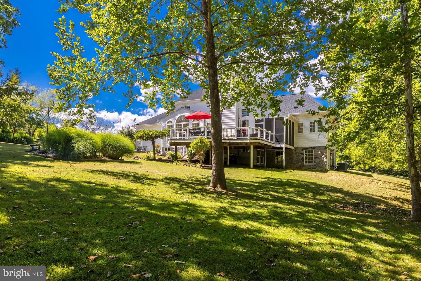 11268 ALLIUM LN, LOVETTSVILLE, Virginia 20180, 4 Bedrooms Bedrooms, 11 Rooms Rooms,2 BathroomsBathrooms,Residential,For sale,11268 ALLIUM LN,VALO2104806 MLS # VALO2104806