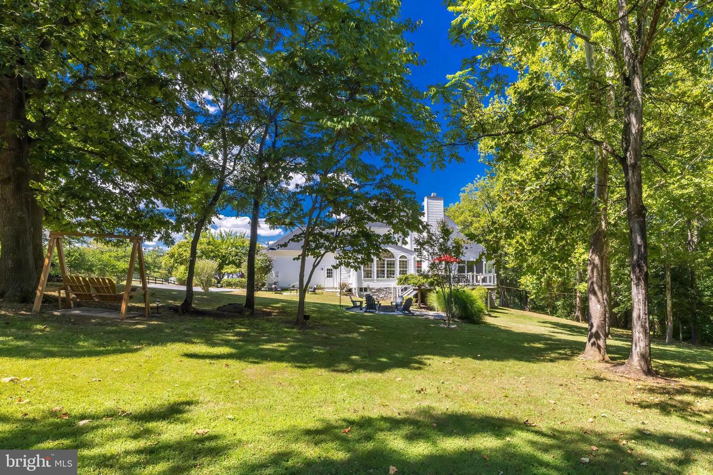 11268 ALLIUM LN, LOVETTSVILLE, Virginia 20180, 4 Bedrooms Bedrooms, 11 Rooms Rooms,2 BathroomsBathrooms,Residential,For sale,11268 ALLIUM LN,VALO2104806 MLS # VALO2104806