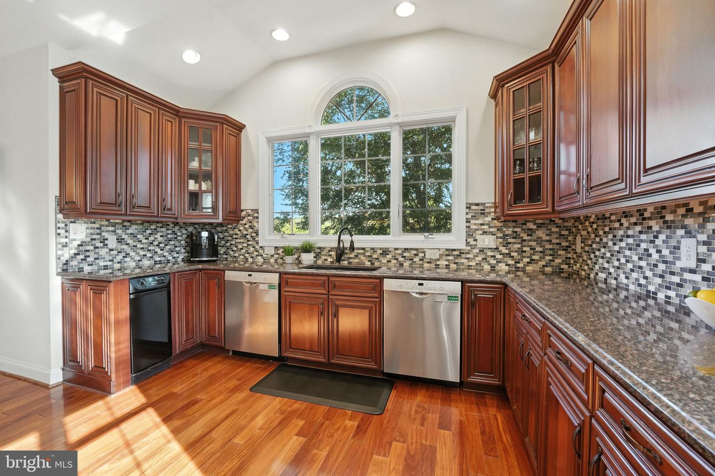 40656 CANONGATE DR, LEESBURG, Virginia 20175, 5 Bedrooms Bedrooms, ,6 BathroomsBathrooms,Residential,For sale,40656 CANONGATE DR,VALO2104822 MLS # VALO2104822