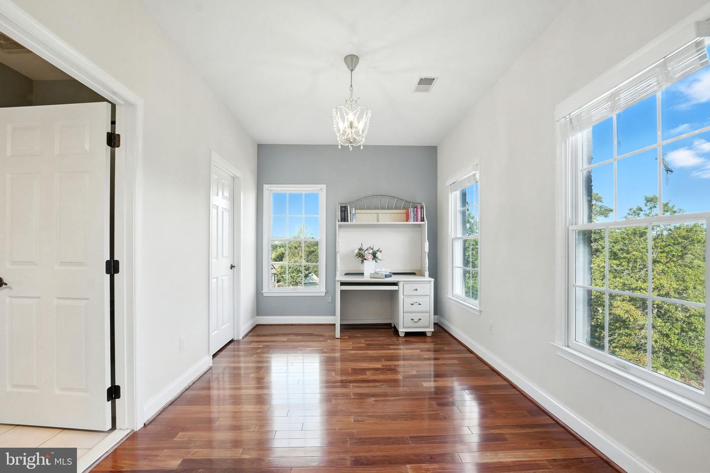 40656 CANONGATE DR, LEESBURG, Virginia 20175, 5 Bedrooms Bedrooms, ,6 BathroomsBathrooms,Residential,For sale,40656 CANONGATE DR,VALO2104822 MLS # VALO2104822