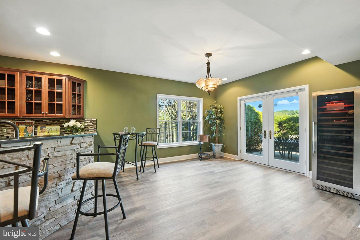 40656 CANONGATE DR, LEESBURG, Virginia 20175, 5 Bedrooms Bedrooms, ,6 BathroomsBathrooms,Residential,For sale,40656 CANONGATE DR,VALO2104822 MLS # VALO2104822