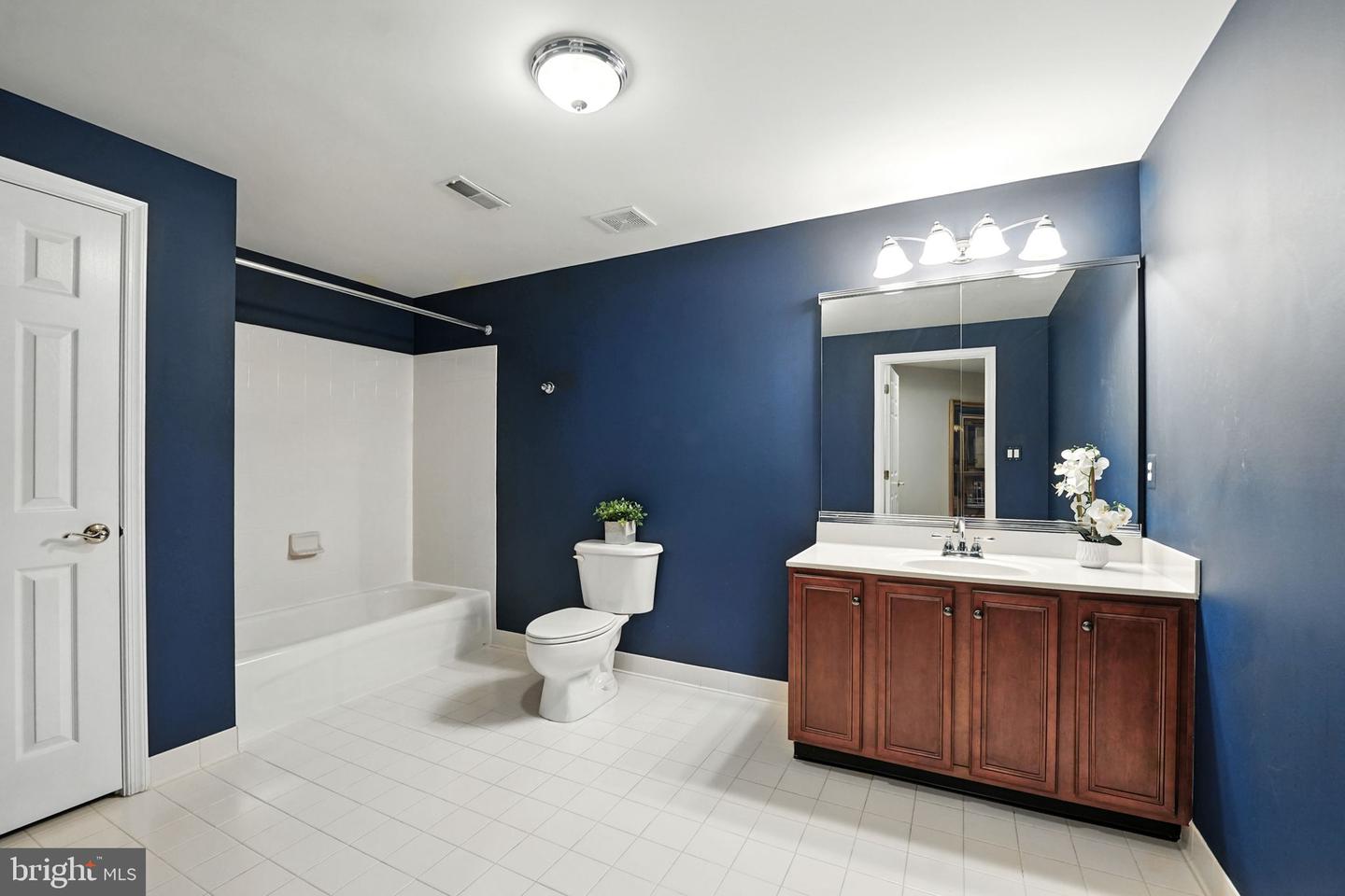 40656 CANONGATE DR, LEESBURG, Virginia 20175, 5 Bedrooms Bedrooms, ,6 BathroomsBathrooms,Residential,For sale,40656 CANONGATE DR,VALO2104822 MLS # VALO2104822