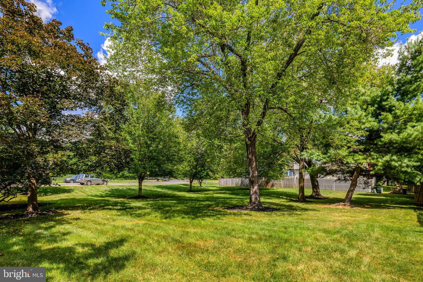 10346 GRANITE CREEK LN, OAKTON, Virginia 22124, 4 Bedrooms Bedrooms, ,3 BathroomsBathrooms,Residential,For sale,10346 GRANITE CREEK LN,VAFX2262018 MLS # VAFX2262018