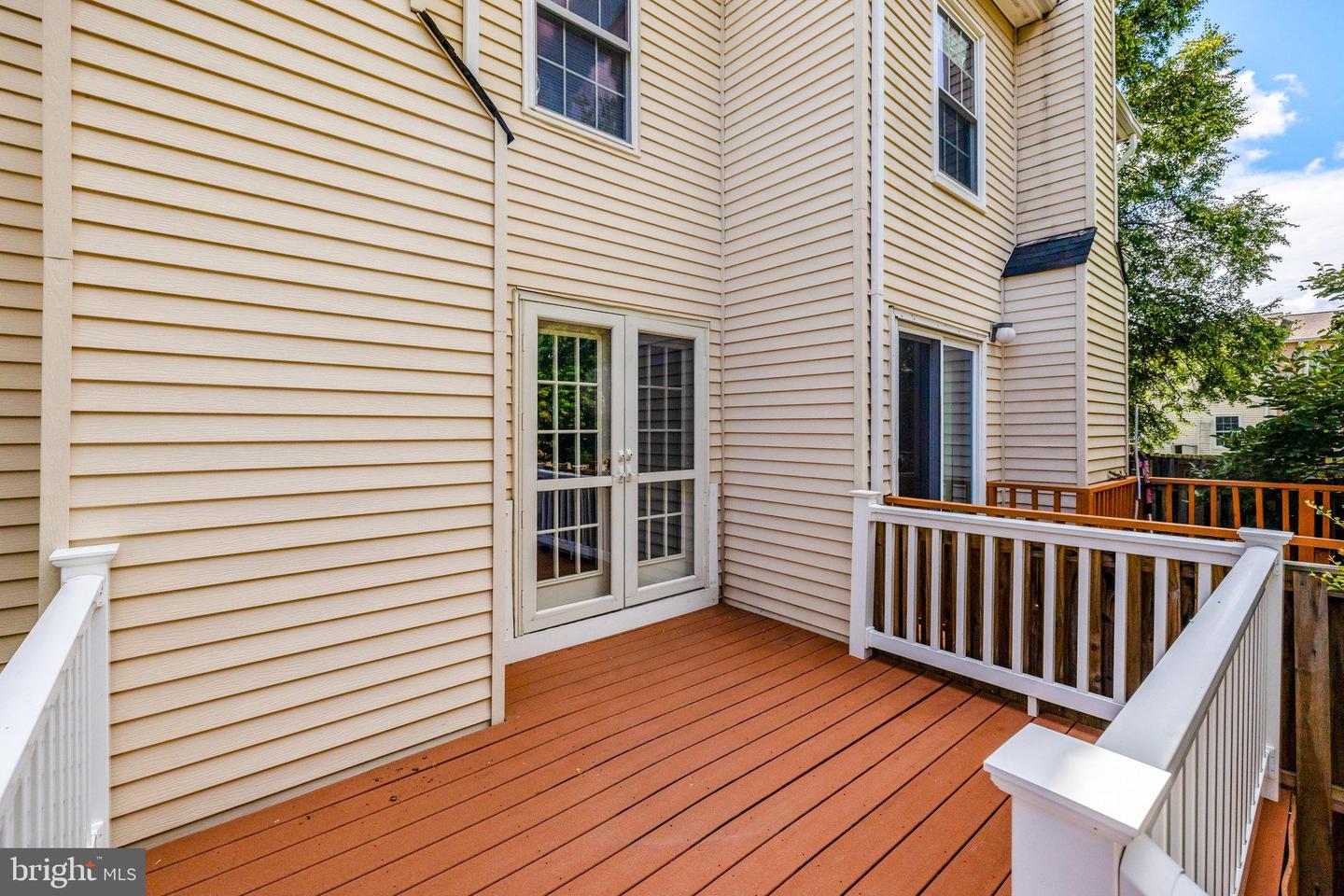 10346 GRANITE CREEK LN, OAKTON, Virginia 22124, 4 Bedrooms Bedrooms, ,3 BathroomsBathrooms,Residential,For sale,10346 GRANITE CREEK LN,VAFX2262018 MLS # VAFX2262018