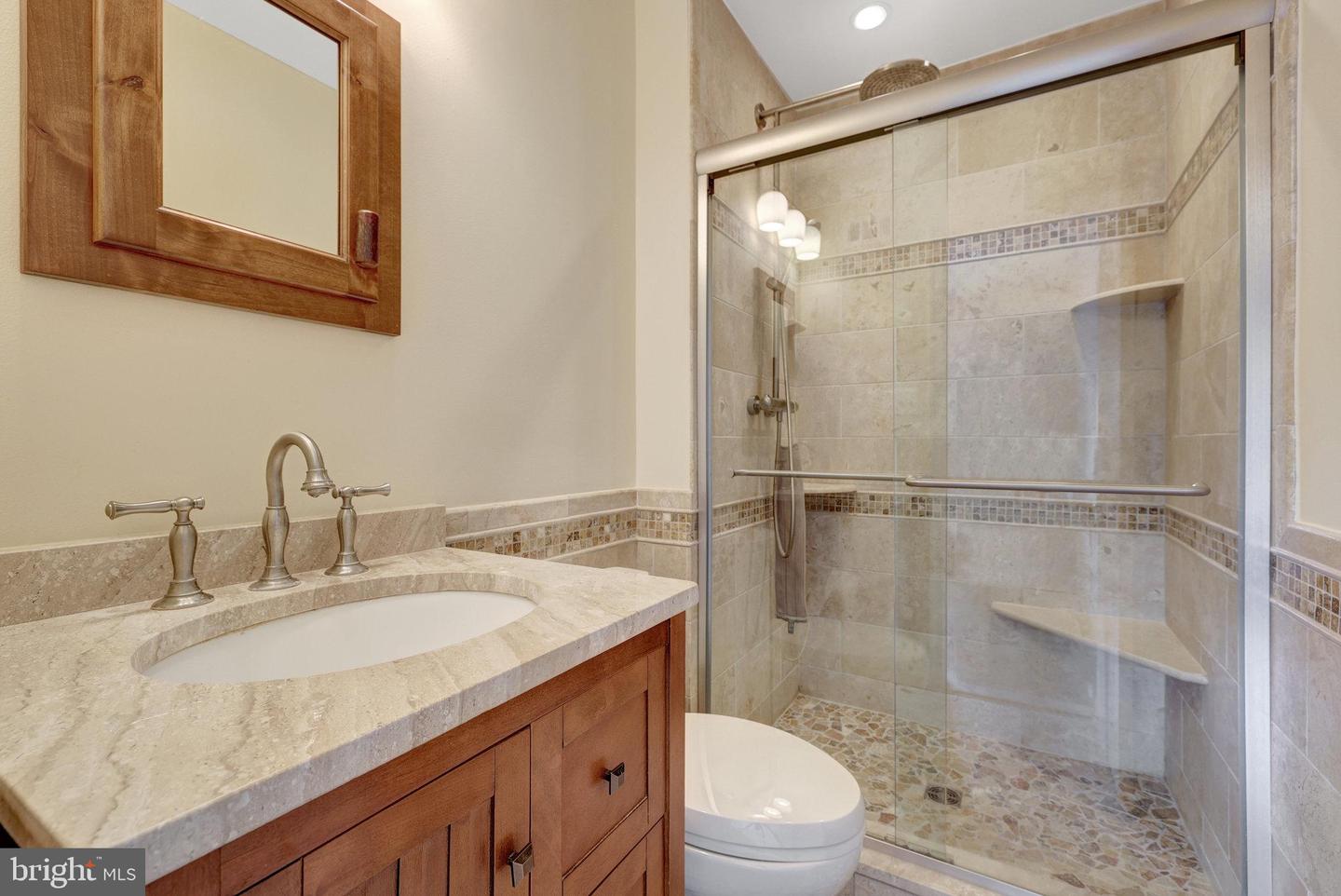 10346 GRANITE CREEK LN, OAKTON, Virginia 22124, 4 Bedrooms Bedrooms, ,3 BathroomsBathrooms,Residential,For sale,10346 GRANITE CREEK LN,VAFX2262018 MLS # VAFX2262018