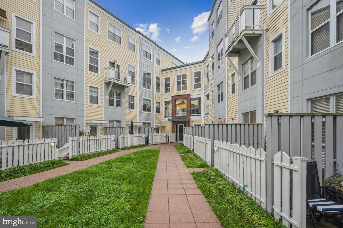 343 CEDAR ST NW #322, WASHINGTON, District Of Columbia 20012, 2 Bedrooms Bedrooms, ,2 BathroomsBathrooms,Residential,For sale,343 CEDAR ST NW #322,DCDC2215750 MLS # DCDC2215750