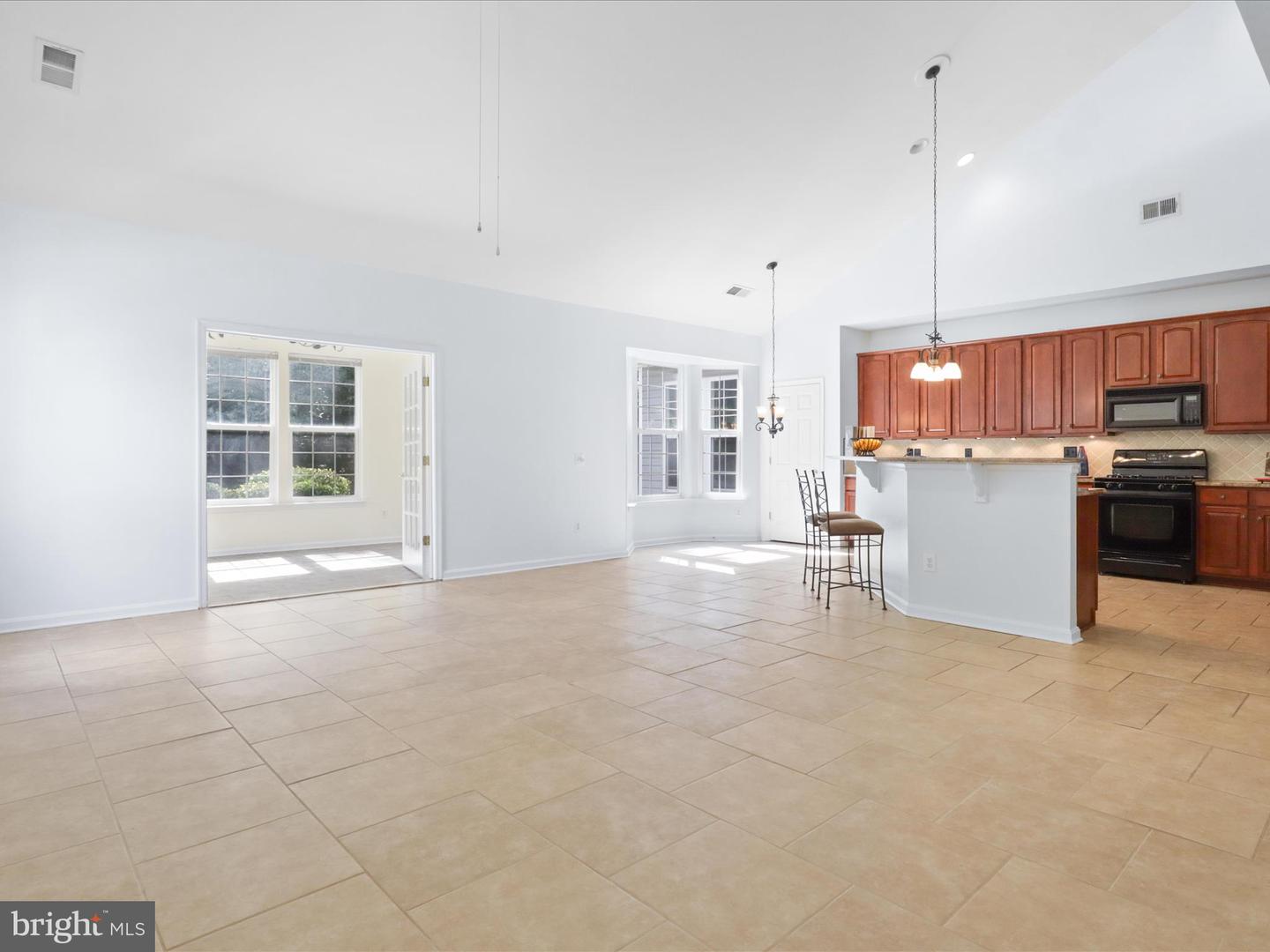 17251 FOUR SEASONS DR, DUMFRIES, Virginia 22025, 4 Bedrooms Bedrooms, ,3 BathroomsBathrooms,Residential,For sale,17251 FOUR SEASONS DR,VAPW2101830 MLS # VAPW2101830