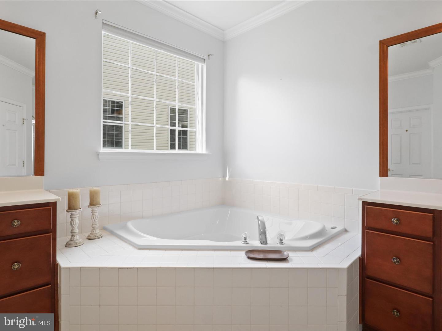 17251 FOUR SEASONS DR, DUMFRIES, Virginia 22025, 4 Bedrooms Bedrooms, ,3 BathroomsBathrooms,Residential,For sale,17251 FOUR SEASONS DR,VAPW2101830 MLS # VAPW2101830