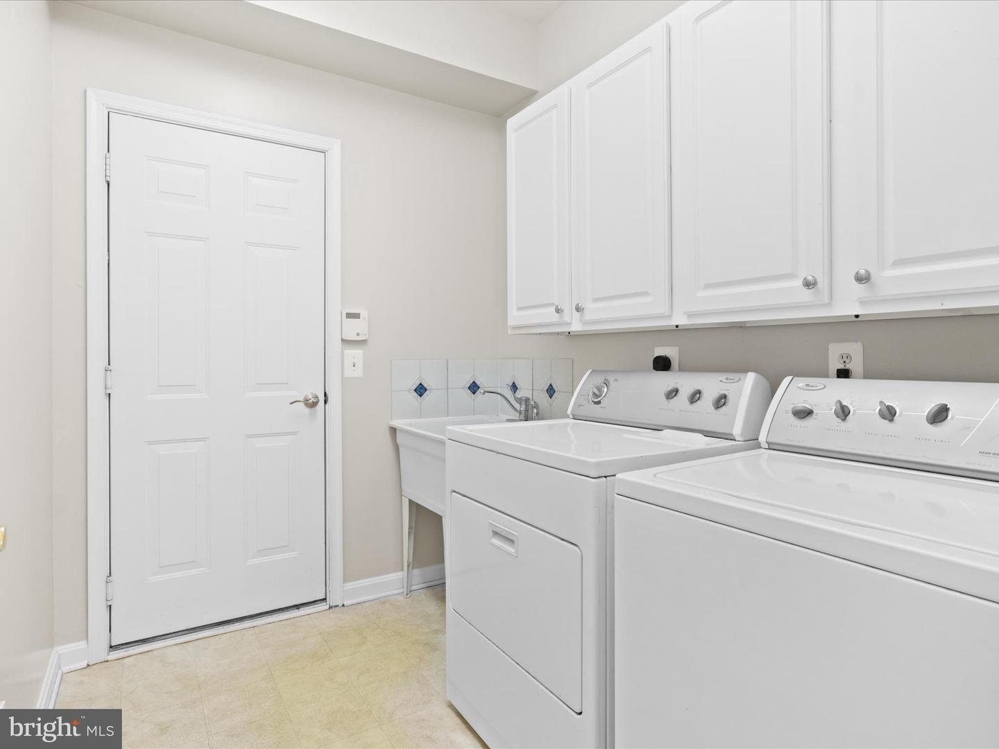 17251 FOUR SEASONS DR, DUMFRIES, Virginia 22025, 4 Bedrooms Bedrooms, ,3 BathroomsBathrooms,Residential,For sale,17251 FOUR SEASONS DR,VAPW2101830 MLS # VAPW2101830