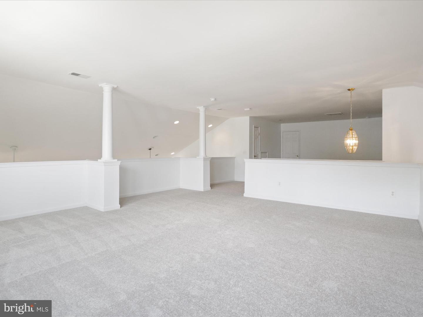 17251 FOUR SEASONS DR, DUMFRIES, Virginia 22025, 4 Bedrooms Bedrooms, ,3 BathroomsBathrooms,Residential,For sale,17251 FOUR SEASONS DR,VAPW2101830 MLS # VAPW2101830