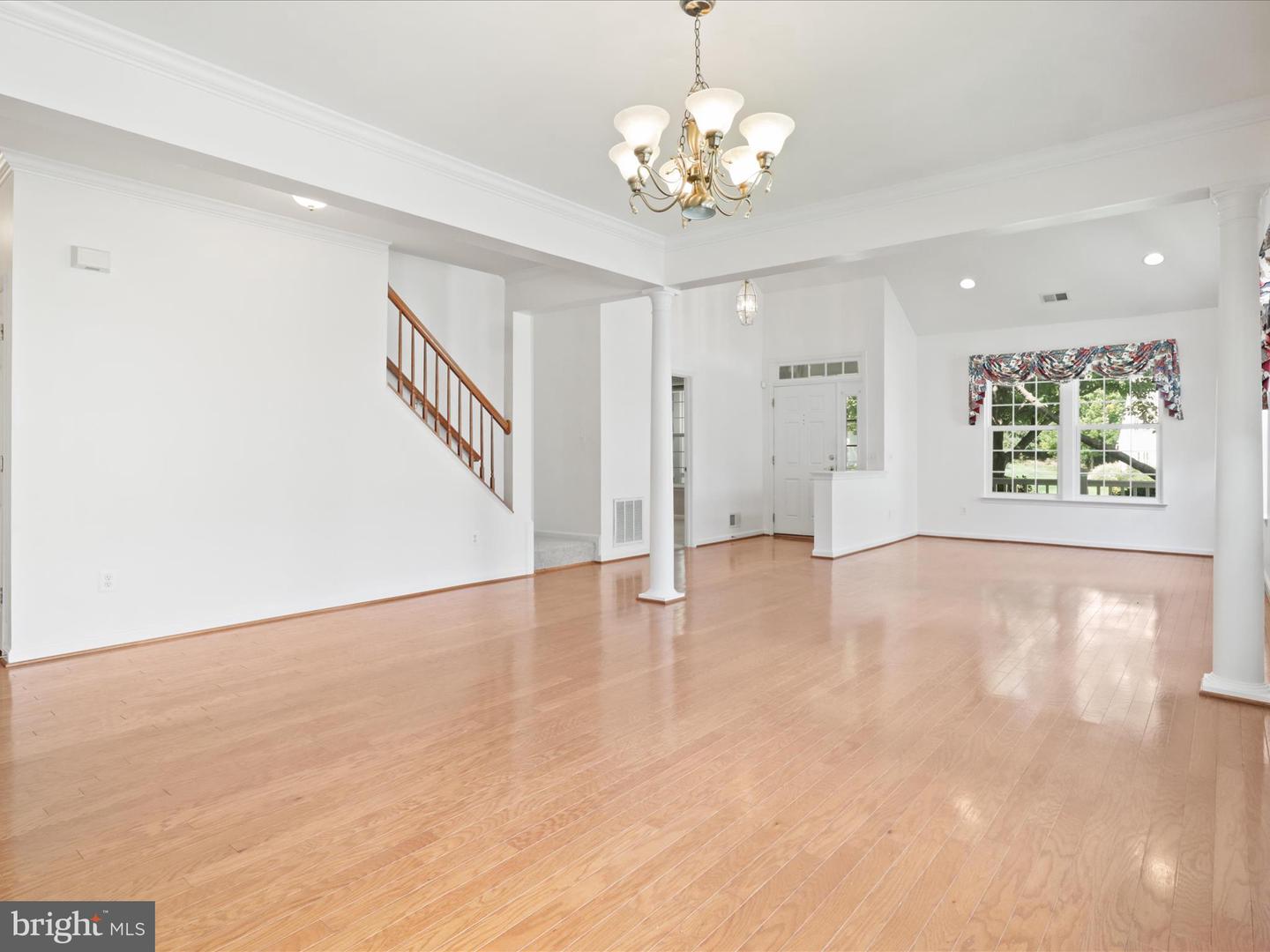 17251 FOUR SEASONS DR, DUMFRIES, Virginia 22025, 4 Bedrooms Bedrooms, ,3 BathroomsBathrooms,Residential,For sale,17251 FOUR SEASONS DR,VAPW2101830 MLS # VAPW2101830