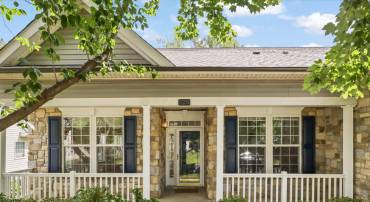 17251 FOUR SEASONS DR, DUMFRIES, Virginia 22025, 4 Bedrooms Bedrooms, ,3 BathroomsBathrooms,Residential,For sale,17251 FOUR SEASONS DR,VAPW2101830 MLS # VAPW2101830