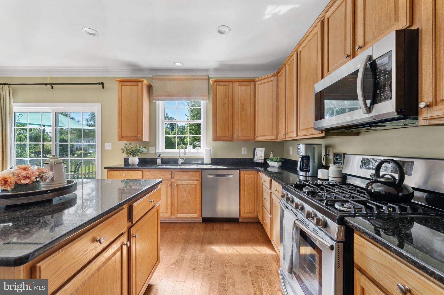 8305 DOUBLE EAGLE ST, GAINESVILLE, Virginia 20155, 4 Bedrooms Bedrooms, 17 Rooms Rooms,4 BathroomsBathrooms,Residential,For sale,8305 DOUBLE EAGLE ST,VAPW2102060 MLS # VAPW2102060