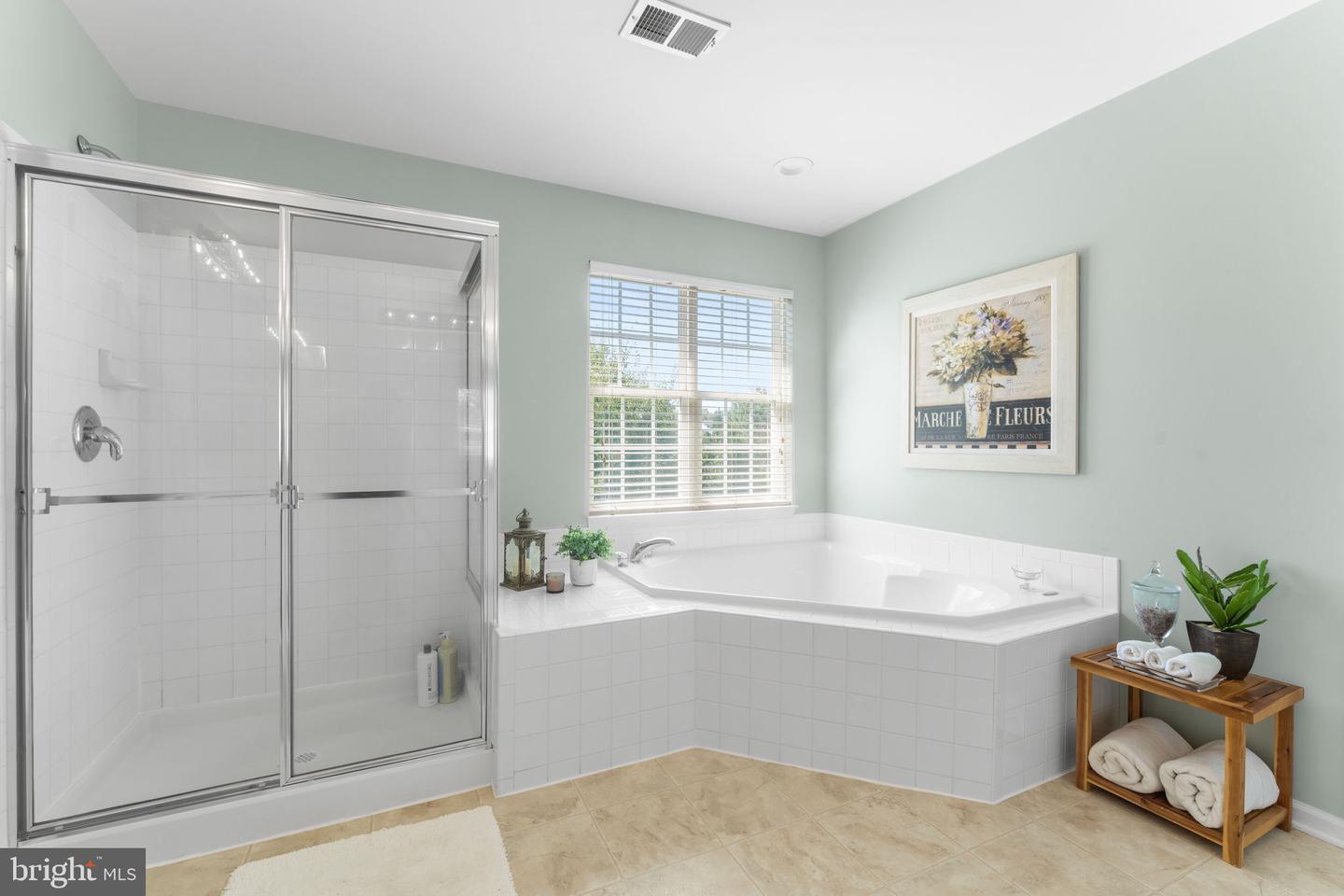 8305 DOUBLE EAGLE ST, GAINESVILLE, Virginia 20155, 4 Bedrooms Bedrooms, 17 Rooms Rooms,4 BathroomsBathrooms,Residential,For sale,8305 DOUBLE EAGLE ST,VAPW2102060 MLS # VAPW2102060