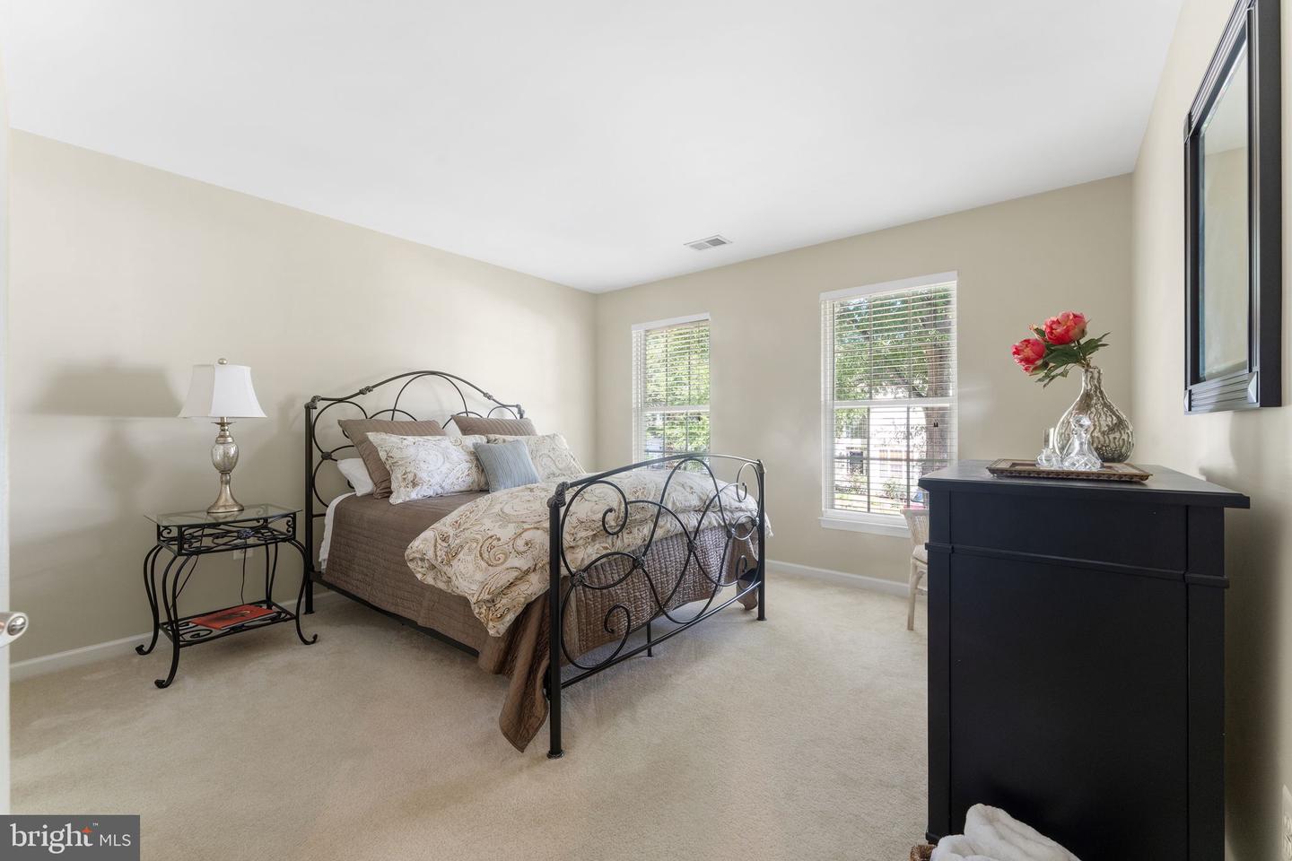 8305 DOUBLE EAGLE ST, GAINESVILLE, Virginia 20155, 4 Bedrooms Bedrooms, 17 Rooms Rooms,4 BathroomsBathrooms,Residential,For sale,8305 DOUBLE EAGLE ST,VAPW2102060 MLS # VAPW2102060