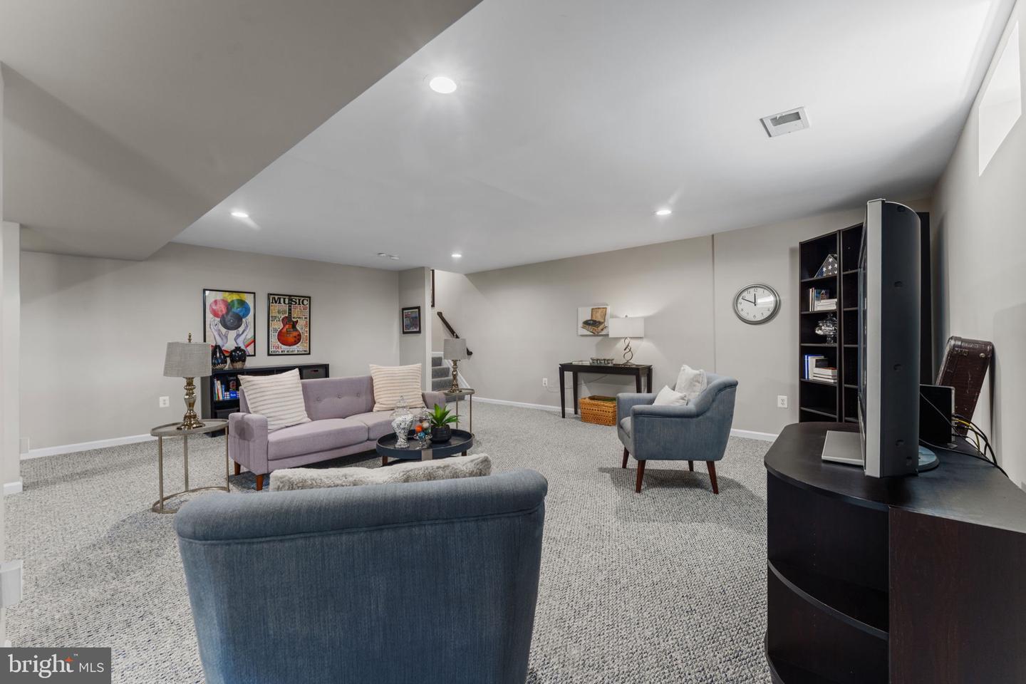 8305 DOUBLE EAGLE ST, GAINESVILLE, Virginia 20155, 4 Bedrooms Bedrooms, 17 Rooms Rooms,4 BathroomsBathrooms,Residential,For sale,8305 DOUBLE EAGLE ST,VAPW2102060 MLS # VAPW2102060