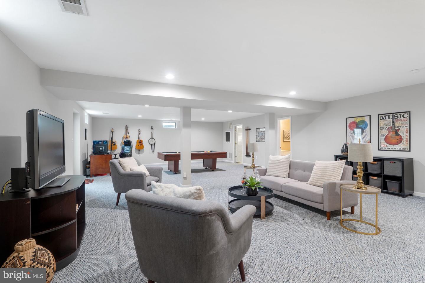 8305 DOUBLE EAGLE ST, GAINESVILLE, Virginia 20155, 4 Bedrooms Bedrooms, 17 Rooms Rooms,4 BathroomsBathrooms,Residential,For sale,8305 DOUBLE EAGLE ST,VAPW2102060 MLS # VAPW2102060
