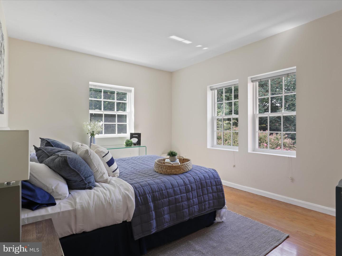 1762 N RHODES ST #6-353, ARLINGTON, Virginia 22201, 1 Bedroom Bedrooms, ,1 BathroomBathrooms,Residential,For sale,1762 N RHODES ST #6-353,VAAR2062520 MLS # VAAR2062520
