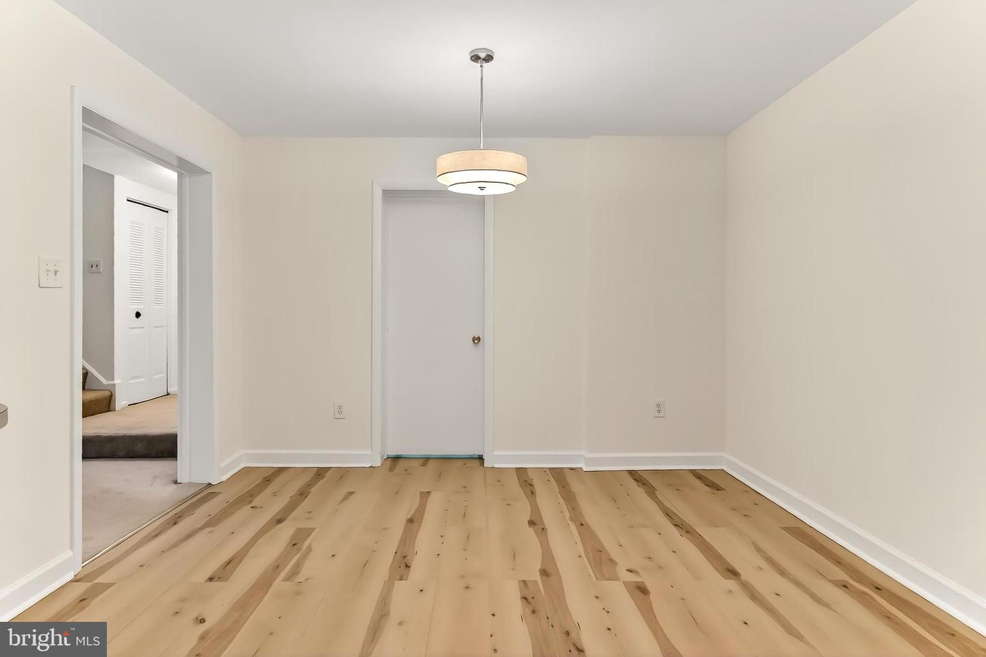1681-A S HAYES ST #1, ARLINGTON, Virginia 22202, 3 Bedrooms Bedrooms, ,2 BathroomsBathrooms,Residential,For sale,1681-A S HAYES ST #1,VAAR2062526 MLS # VAAR2062526
