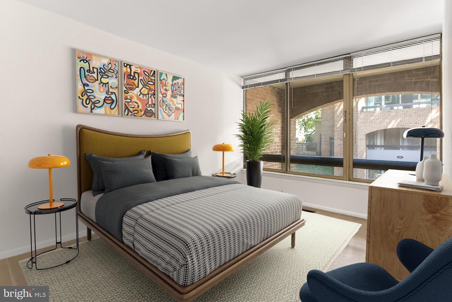 1681-A S HAYES ST #1, ARLINGTON, Virginia 22202, 3 Bedrooms Bedrooms, ,2 BathroomsBathrooms,Residential,For sale,1681-A S HAYES ST #1,VAAR2062526 MLS # VAAR2062526