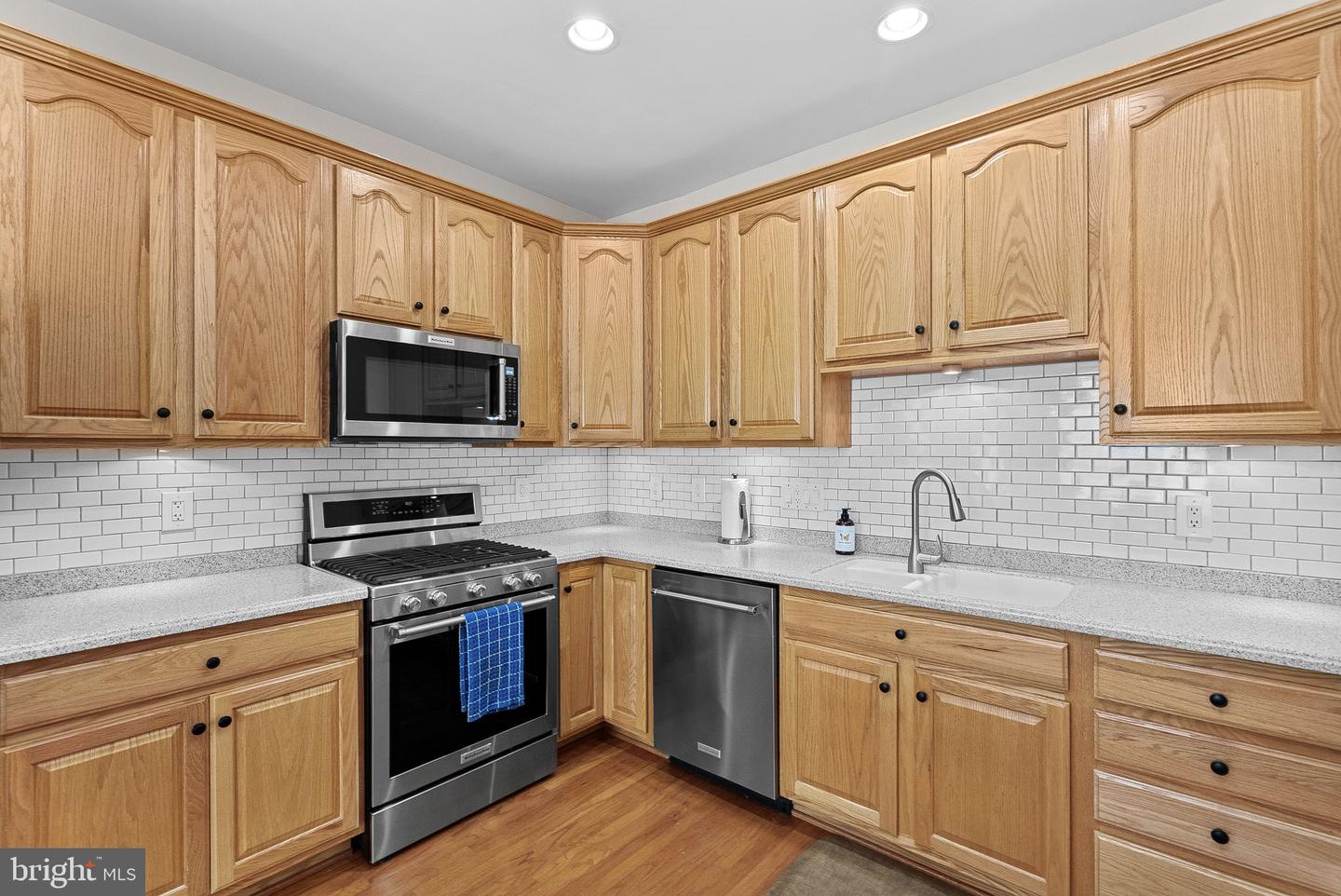 44444 OAKMONT MANOR SQ, ASHBURN, Virginia 20147, 2 Bedrooms Bedrooms, ,2 BathroomsBathrooms,Residential,For sale,44444 OAKMONT MANOR SQ,VALO2105050 MLS # VALO2105050